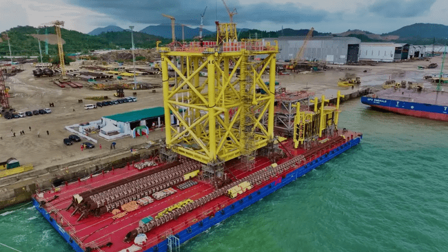 Ceremony of Event Sailway SK Pioneer with Maiden Voyage under ENL Flag Towing Barge Oceanic 3301 to UCC Project BP Tangguh