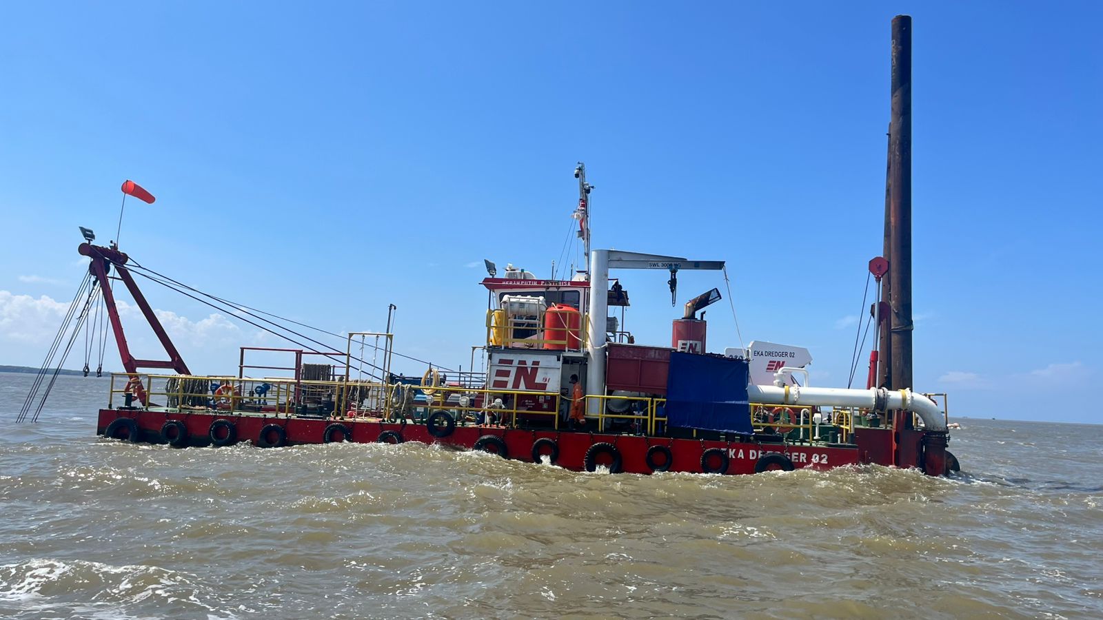 Eka Dredger 02